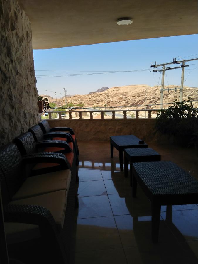 Esperanza Petra Bed & Breakfast Wadi Musa Exterior photo